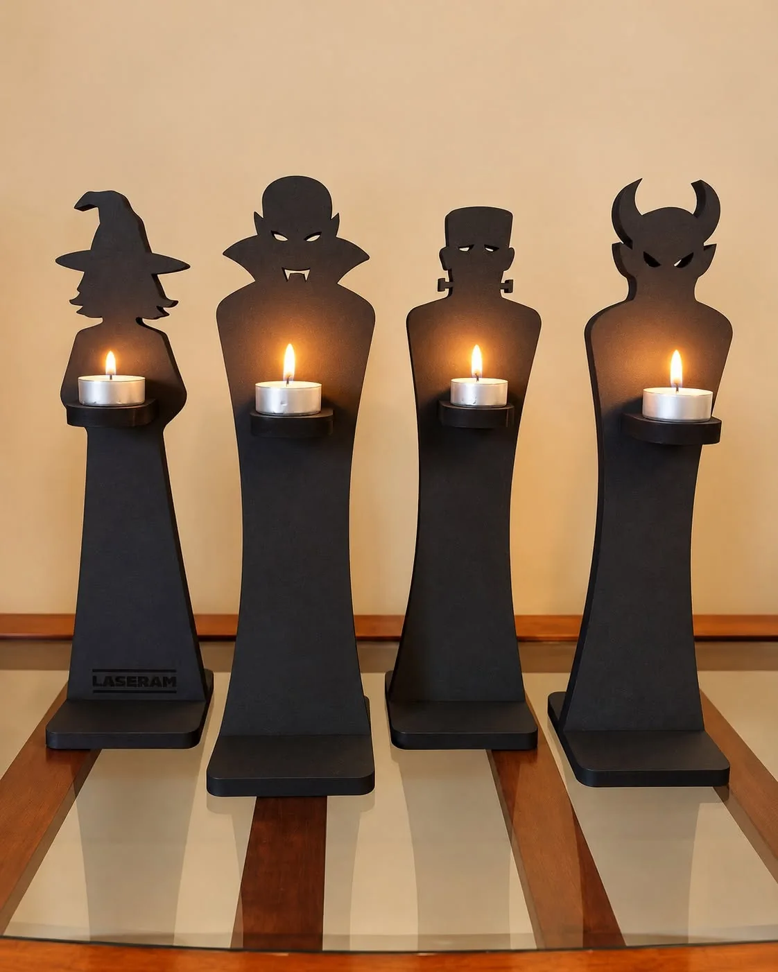 Décorations Halloween en silhouettes découpées au laser